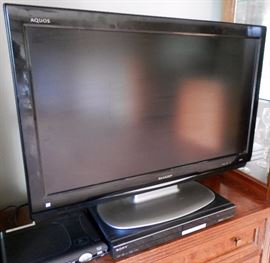 Sharp 32” Aquos TV