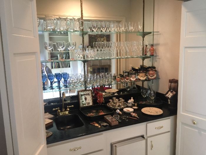 Bar and stemware, trays, Toby Jugs