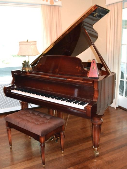 Schimmel 174 (5'10") grand piano