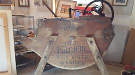 Old Faithful washer. Needs TLC.