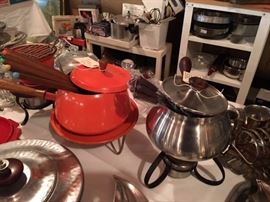 Fondue pots - Mid-century