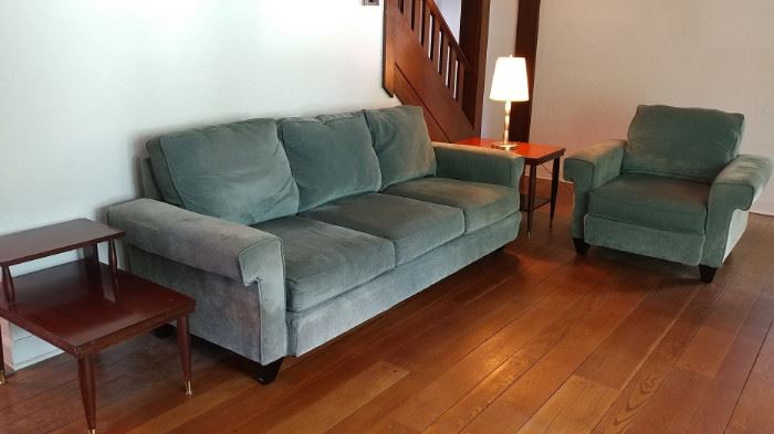 Very Nice American Signature Sofa & Chair in a mossy green velvet, in excellent condition.
