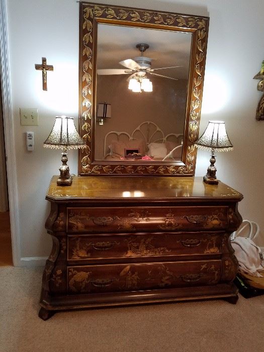 Beautiful chest with mirror