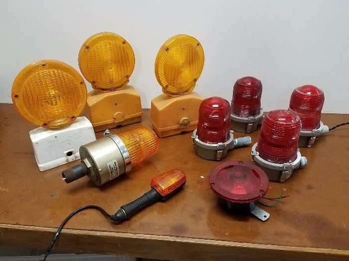 One of the red lamps is wired and working (right most)