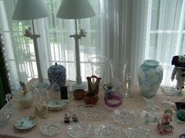 PAIR OF LAMPS, PHOENIX VASE, MORE CUT GLASS, ETC.