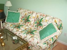 BRUCE ROBERTS SETTEE