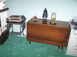 ANTIQUE WALNUT GATE-LEG TABLE, TYPEWRITER & MISC.