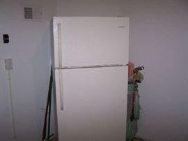 LIKE-NEW GARAGE REFRIGERATOR