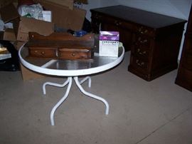 PATIO TABLE ( HAS 4 CHAIRS)