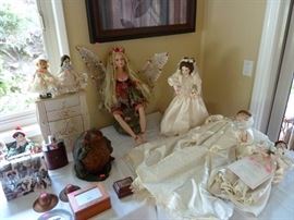 Some precious dolls, one is a sleeping doll!