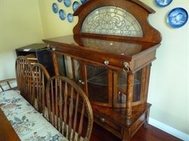 Better picture of the buffet, it is a beauty!