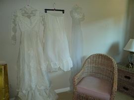 Beautiful wedding dress size 2 It is a beauty! See the wicker chair, we have wicker furniture to match