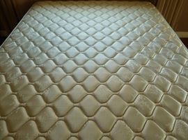 See how clean this mattress is!