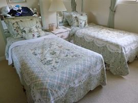 another twin bed picture