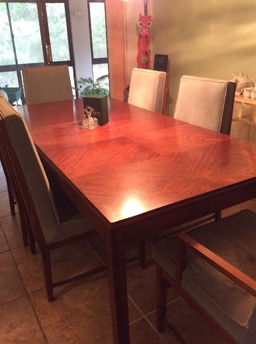 Scan design dining table extra leaves plus padding two captains chairs four side chairs !