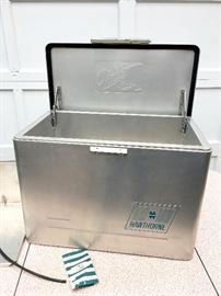 Large mint condition Hawthorne beverage cooler with all original parts and paperwork! Rare find!