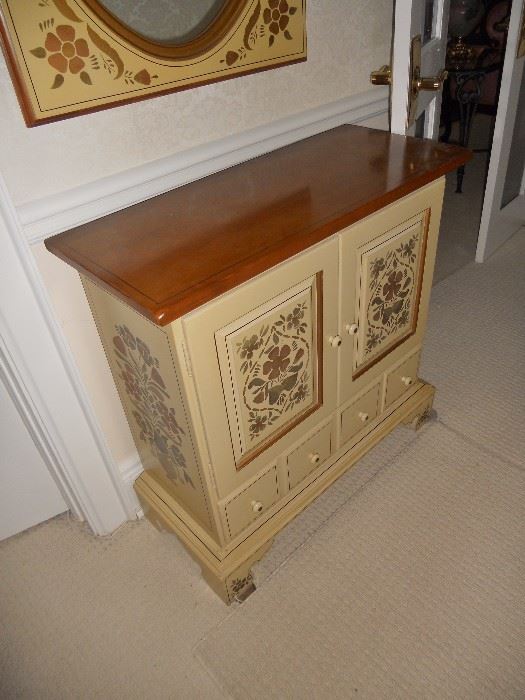 Ethan Allen French country style stenciled chest with storage