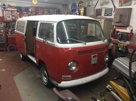 1971 VW bus 95% restored