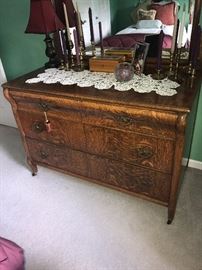 ANTIQUE MAHOGANY DRESSER WITH MIRROR