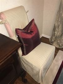 SIDE CHAIR WITH CHAIR-COVER
