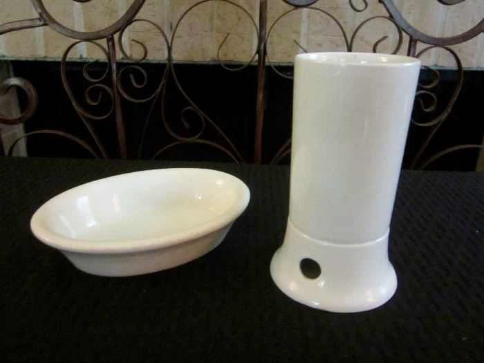 Soap dish and toothbrush holder 