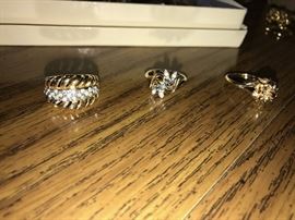 COSTUME RINGS