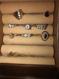 COSTUME RINGS