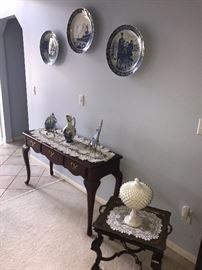 CHIPPENDALE STYLE SOFA TABLE