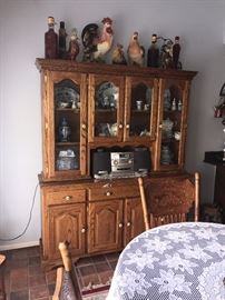 COUNTRY STYLE BLONDE OAK CHINA CABINET