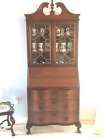 ANTIQUE EARLY 1900S MAHOGANY BUTLER SECRETARY HUTCH WITH BALL AND CLAW FEET
