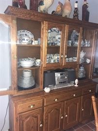 COUNTRY STYLE BLONDE OAK CHINA CABINET