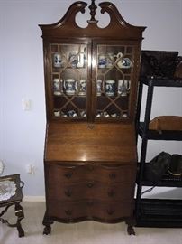ANTIQUE EARLY 1900S MAHOGANY BUTLER SECRETARY HUTCH WITH BALL AND CLAW FEET