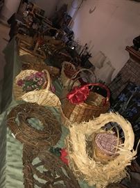 LOTS OF WICKET BASKETS