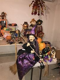 HALLOWEEN DECORATIONS