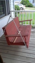 who dosent love a porch swing!