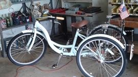 Ok, who doesn't love this bike?!!