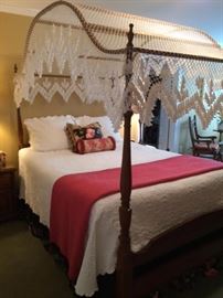 Arched Queen Canopy Bed