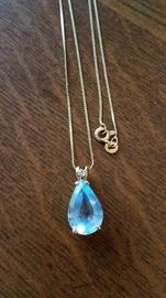 14K gold chain and pendant