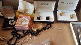 vintage jewelry