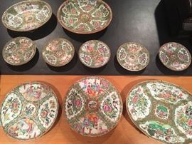 Gorgeous mid 19th century Chinese export Rose Meddalion plates and bowls, dozens of pieces all mint condition
