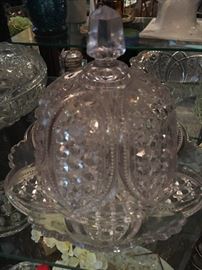Pretty Crystal Buttee Dish
