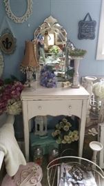 Large Oval Ventien Mirrow 