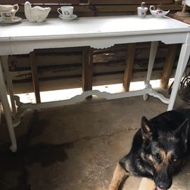 Sweet Wooden Table & Ms Aretha