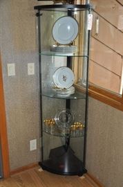 Fantastic Italian display unit with 3 glass shelves