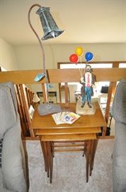 Cast iron daffodil lamp