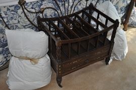 Antique English newspaper rack with 2 drawers from the 17th Century
