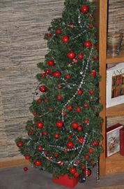 More Christmas decor