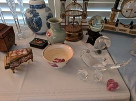 Assorted fine crystal, porcelain and antiques