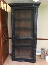 Beautiful screen door pantry 7 feet tall