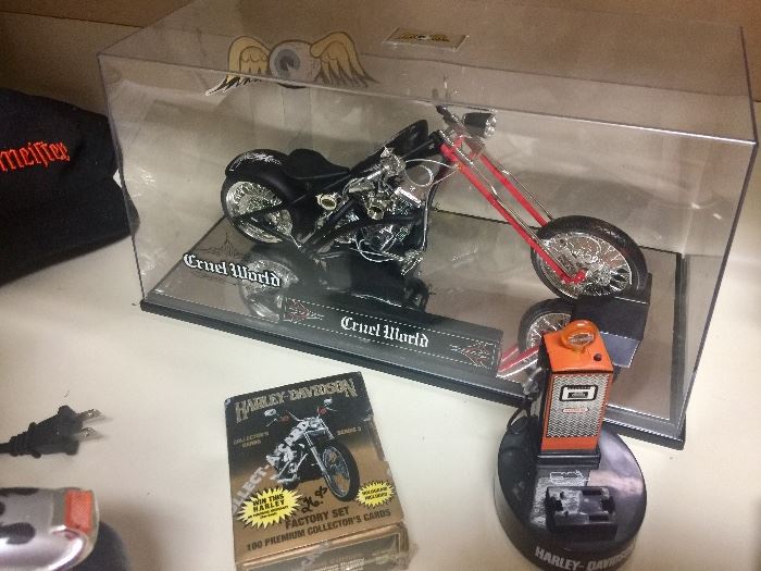 Harley Davidson collectors cards, Cruel World Cycle